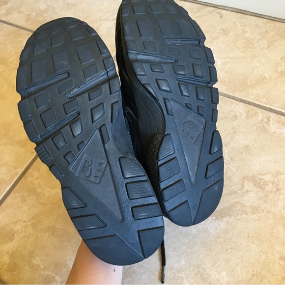 Nike Air Huaraches - Picture 10 of 10